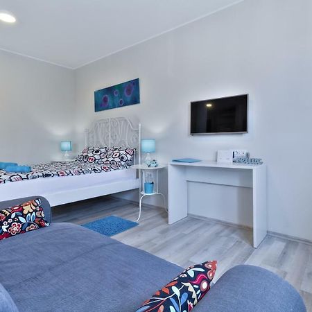 City Center Blue Dream Умаг Экстерьер фото